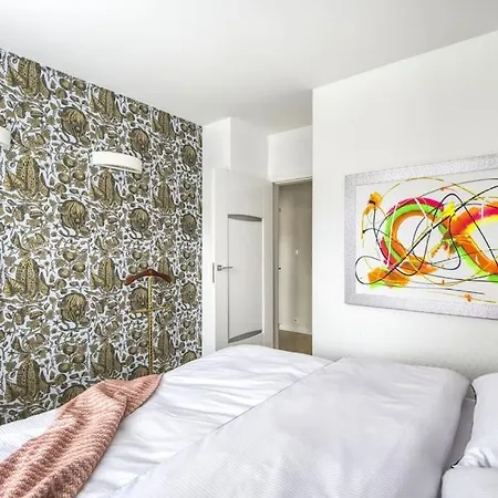 Piekny Fredola * Warsaw