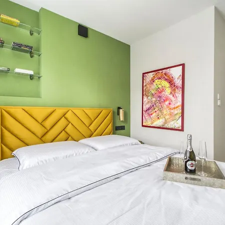 Piekny Fredola Apartment Warsaw